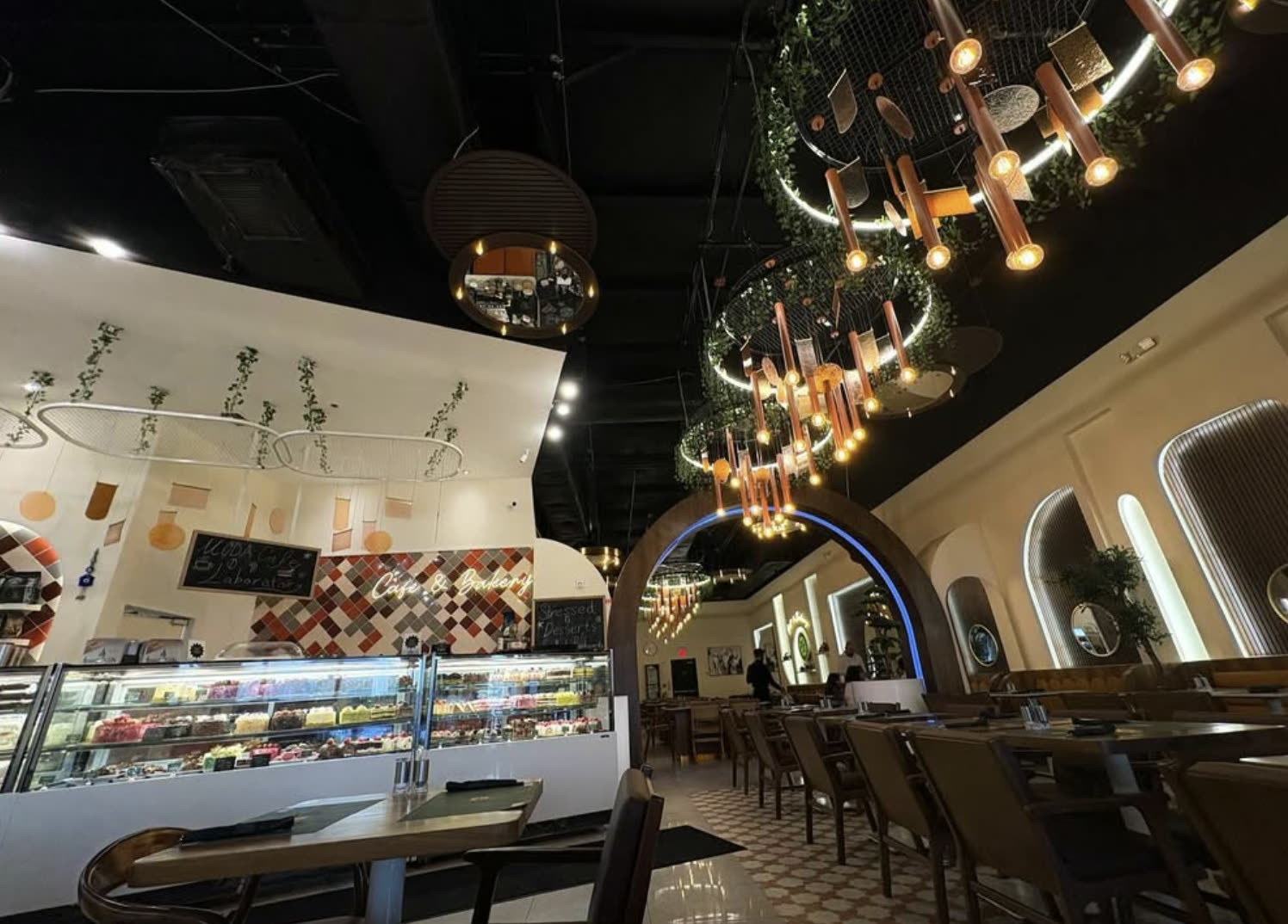 Inside Moda Cafe
